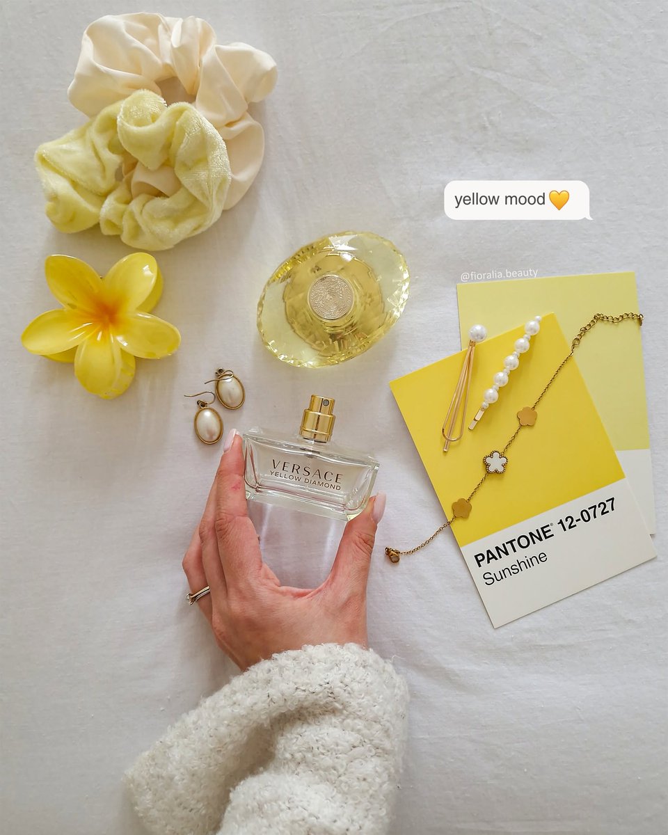 ZeynepOztunga's tweet photo. Actually in my yellow era—just the little essentials. https://t.co/m2Pnz1hZE1