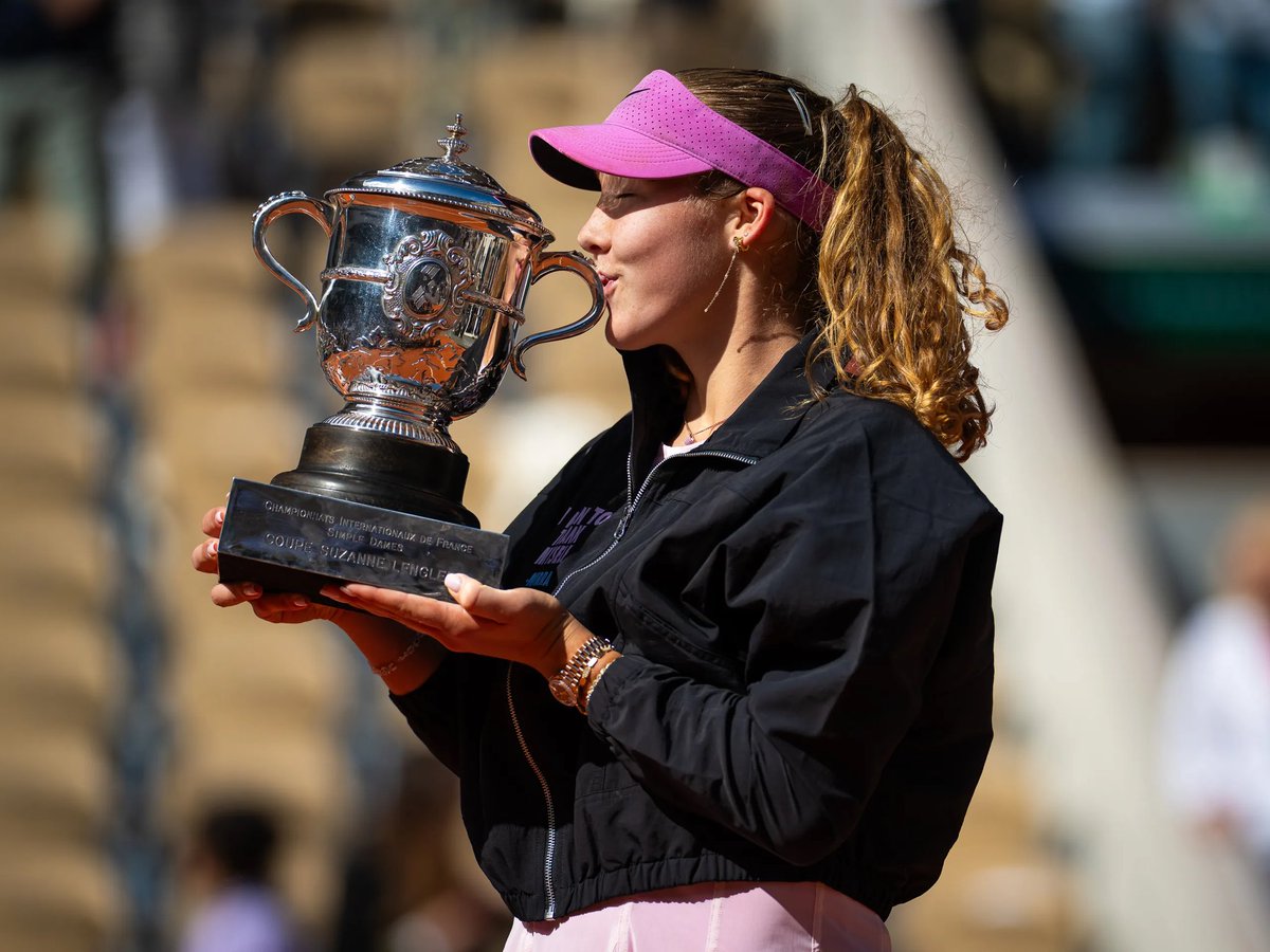 ei_ssenyhnn's tweet photo. the only roland garros champion i recognize is mirra andreeva and the only us open champion i recognize is elena rybakina.

thank you. https://t.co/oZlVJm0VDW