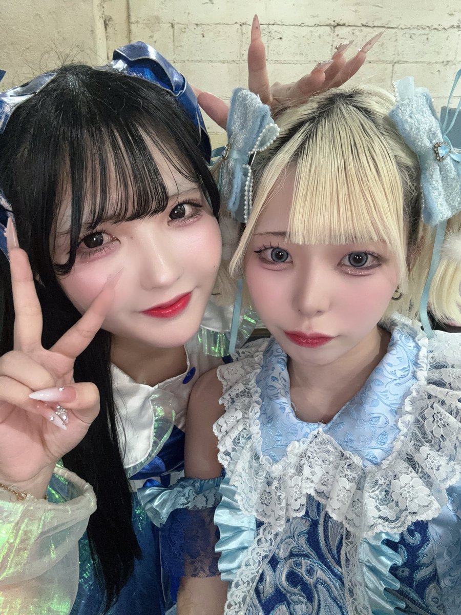 nagisagtheater2's tweet photo. みこちゃんふうちゃんずっと大好きだよ😭 https://t.co/v4i68hzVL3
