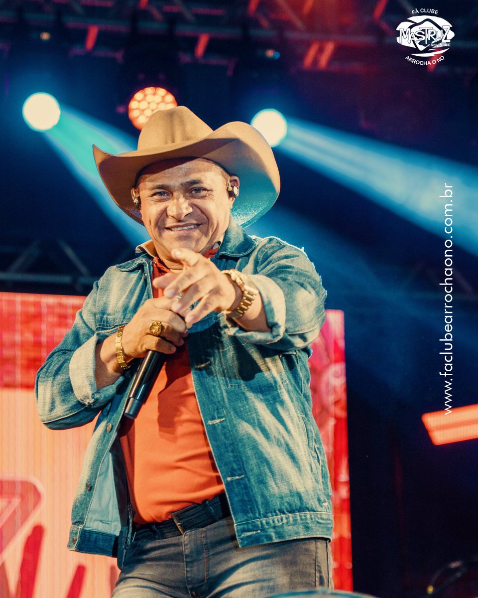FCarrochaono's tweet photo. Qual música do disco "Vaquejada &amp; Forró" você gostaria de ouvir na voz do Nerivaldo Bezerra?💚
.
.
.
.
#Forró #MastruzcomLeite https://t.co/I807ALM353