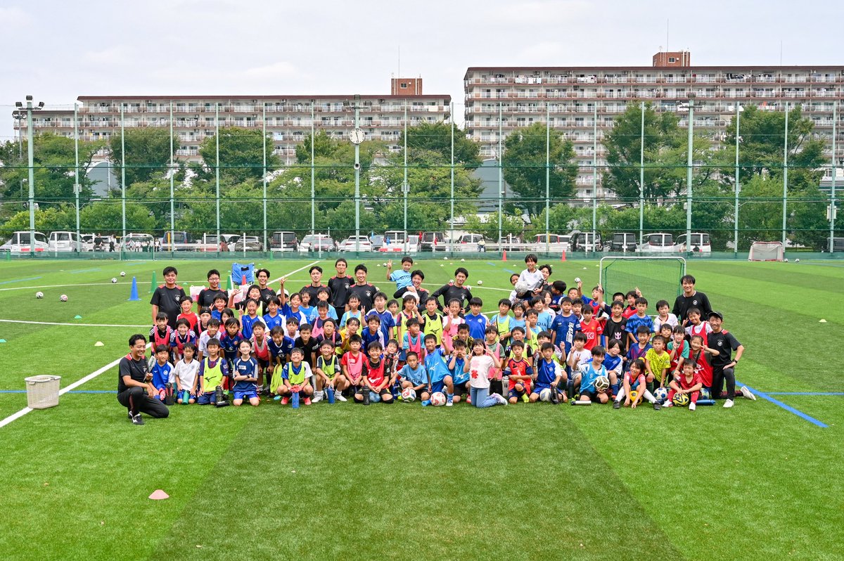 JpZiro's tweet photo. 『三菱養和会調布グラウンドリニューアル記念サッカーフェスティバル』　9月13日(日)
新しい芝でのびやかにサッカーを楽しみました。またねー👋 https://t.co/zqHciaeGbq