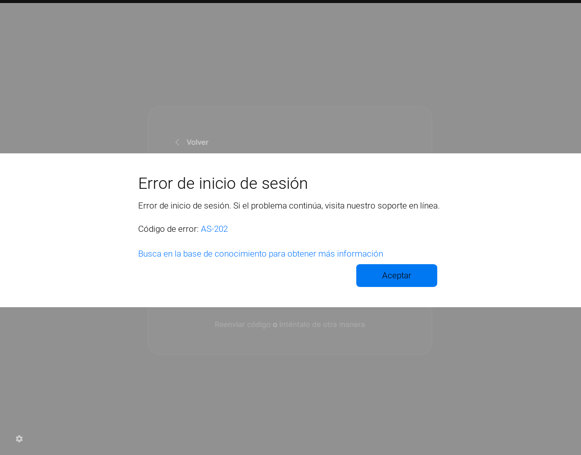 Nuclii's tweet photo. Llevo sin entrar al Fortnite 3 meses y ahora me sale esto alguien sabe que hacer? @FortniteStatus https://t.co/YhcXiRvnqV