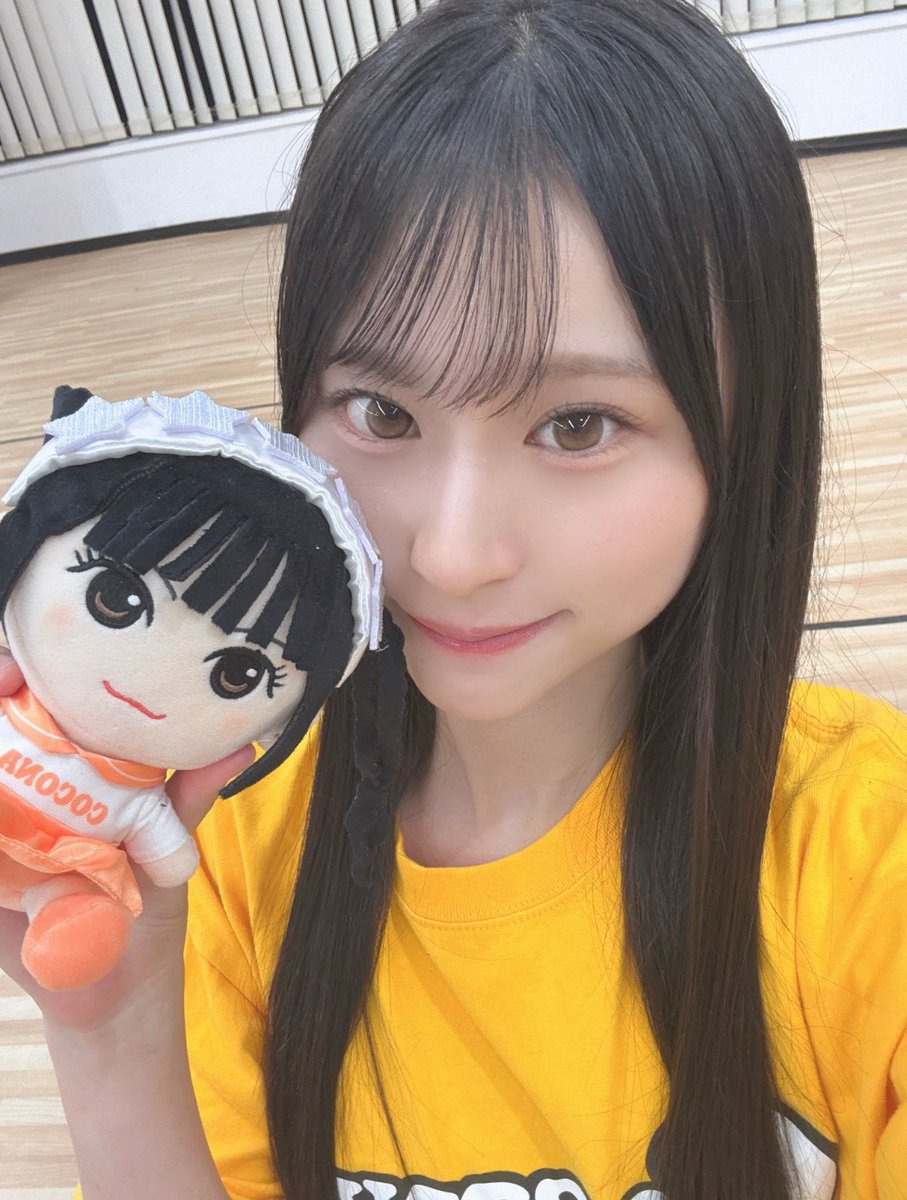 みんなにスタービーム (」 ⸝⸝◝ ·̫ ◜⸝⸝)」*・:≡ ⭐️ビビビ
今日もここなと一緒!!🧡ྀི