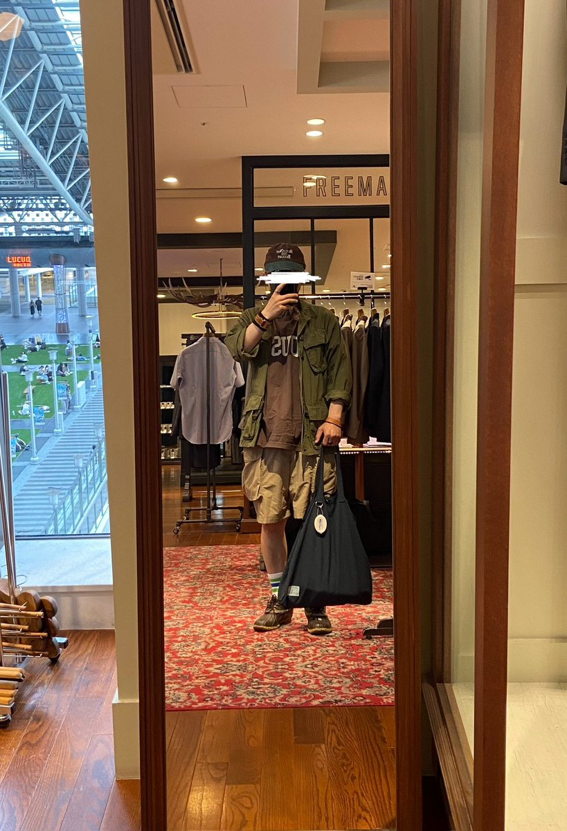 takachijin's tweet photo. <ある日の服装 388>
29℃🌂
#builtnotbought
#furugi
#isness
#uniqloU
#llbean
#comoli
#tomwood
#hermes
#maisonmargiela
#nodinary https://t.co/K2WY6t6cHw