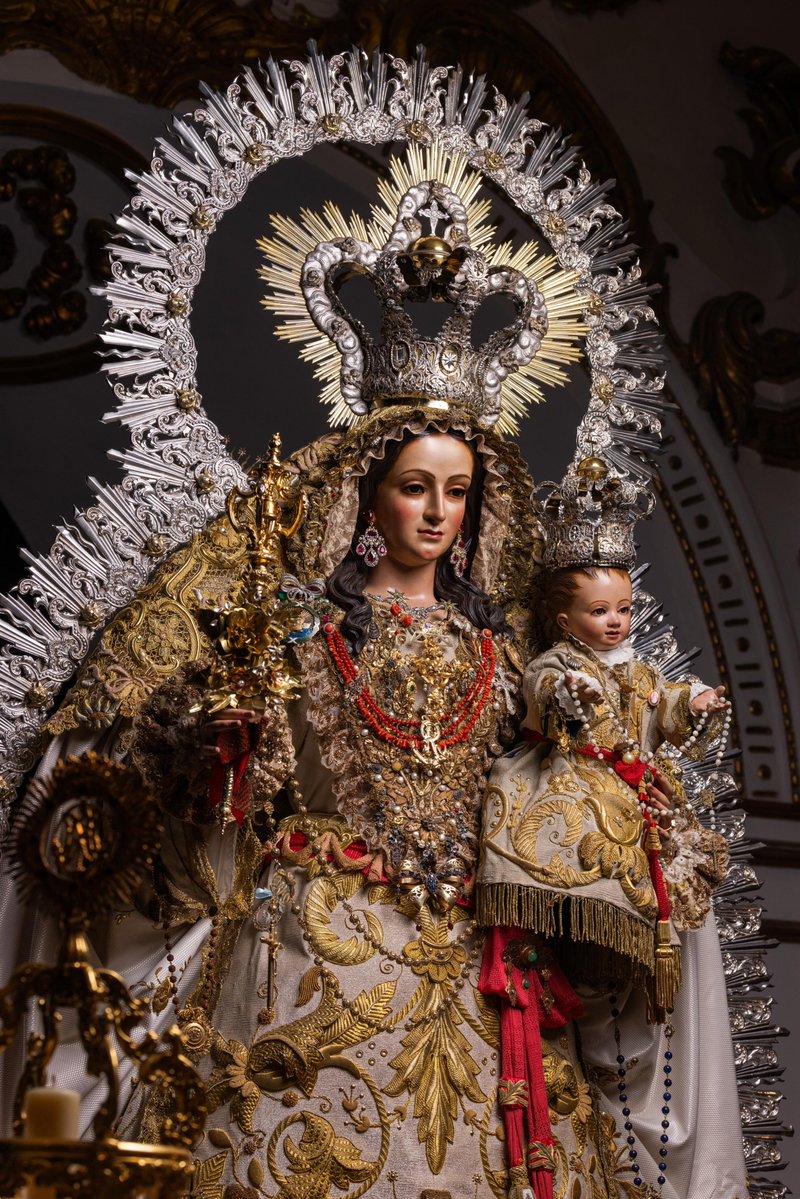 LosRemediosMLG's tweet photo. 💕Con la misma ilusión de todos los años, compartimos la imagen de Nuestra Señora de los Remedios y su Santo Niño ya en su trono de procesión. 

¡Una semana queda!

Domingo 20 de septiembre, a las 18.30 horas, Procesión de Alabanza.
#CofradíasMLG https://t.co/I2NZp7EECc