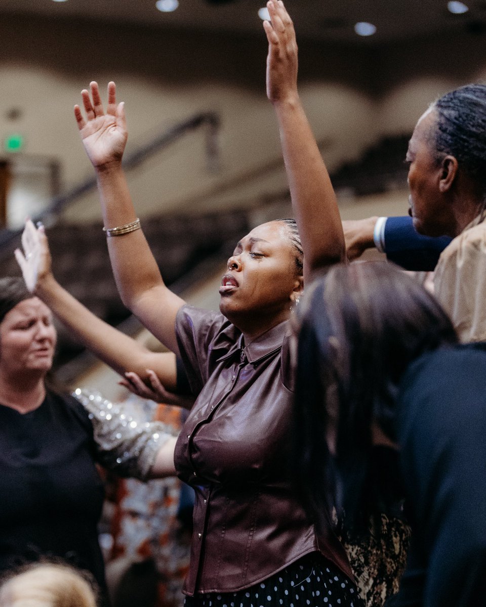 POAlex's tweet photo. We won’t take for granted the opportunity to stand in the presence of God. 
Each Sunday at POA is a chance to give our all to the One who deserves it!

We hope you were able to enjoy today’s POA Worship Service. If not, you can catch it on YouTube, Facebook, or the POA app. https://t.co/NI0zvyRvJr