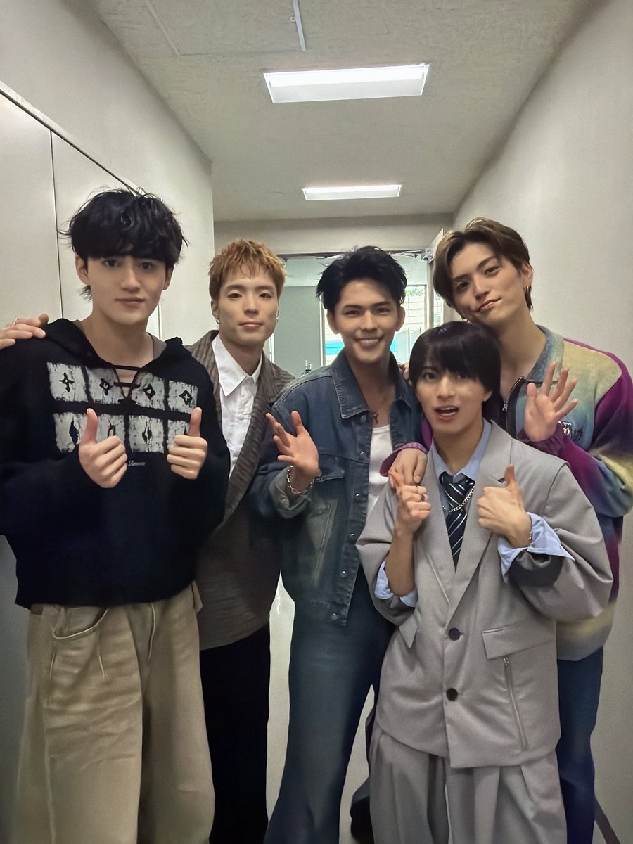 Rikito0120's tweet photo. 竹内コーポレーション株主総会
ありがとうございました！！！

楽しすぎたー！

雄大呼んでくれてありがとー！

ともやくんとしょうまくんもいつも通りのテンションで喋れて楽しかった！

りおんくんもMC最高だった💪
同い年でめちゃくちゃ素敵な人でした！ https://t.co/rXpr37jOUu