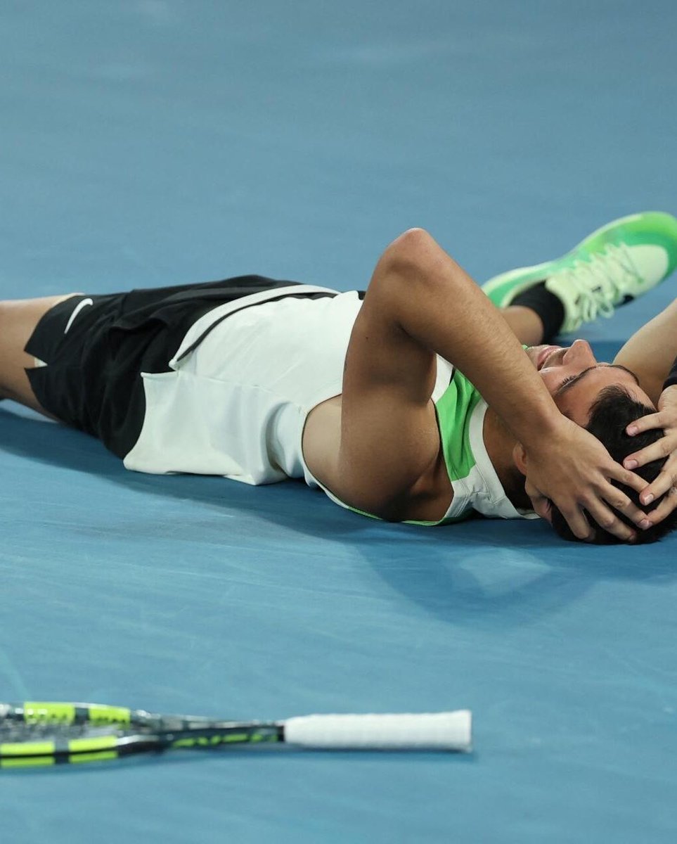 alcarchive's tweet photo. the 2026 grand slam season is over.

carlos alcaraz winning the australian open is my highlight of the year. https://t.co/Q9VaLeOJ4W