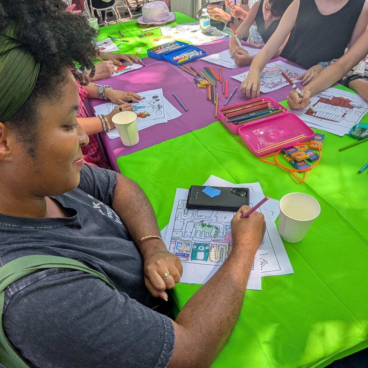 catmuseumnyc's tweet photo. Check out photos from our Color the Cats pop-up in Stuyvesant Park! 🐱🎨 Families and neighbors colored the quirky cats of artist @poorlycatdraw. It was an afternoon of community, creativity, and music. Photos are live at https://t.co/X4IjM7zFXi #CatMuseumNYC #ColorTheCats #NYC https://t.co/fPXzgY64kK