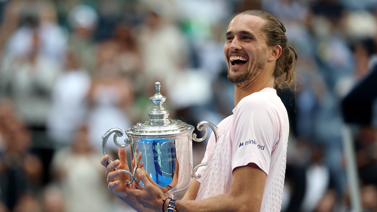 AustralianOpen's tweet photo. Happiness looks like the #USOpen 🏆👌

It's all yours, @AlexZverev 💙 https://t.co/J7smsj3wR3