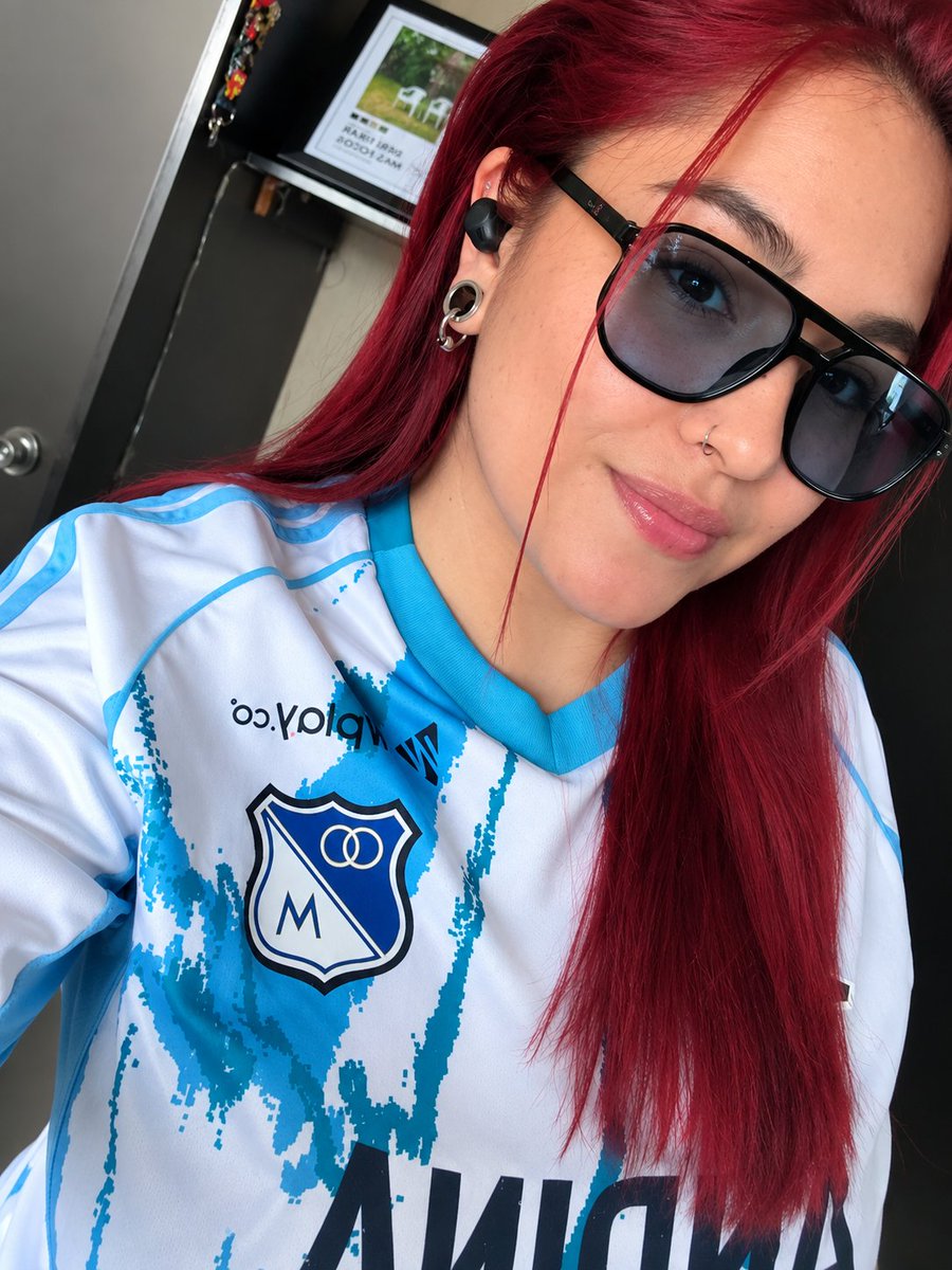 Alealeyandra96's tweet photo. Rola católica hincha de Millos 💙🤍 https://t.co/3ZfZ8qE2uE