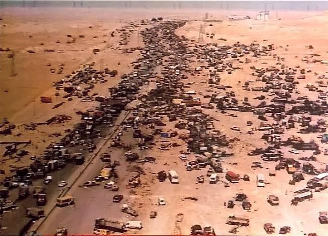 thesappy1's tweet photo. @Osint613 Highway of Death PT. II https://t.co/4mO4uw2uJ8