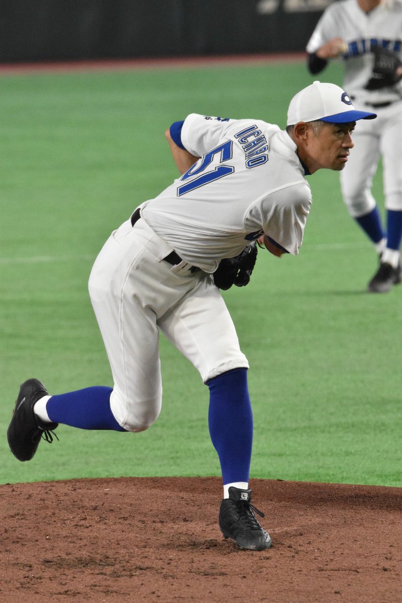 chonolson's tweet photo. 2026-09-13

毎年恒例のKOBE CHIBENと高校野球女子選抜の試合！
今年も完封勝利のイチローさん！

 #イチロー
 #ICHIRO
 #KOBECHIBEN https://t.co/0T2z0xTsGC
