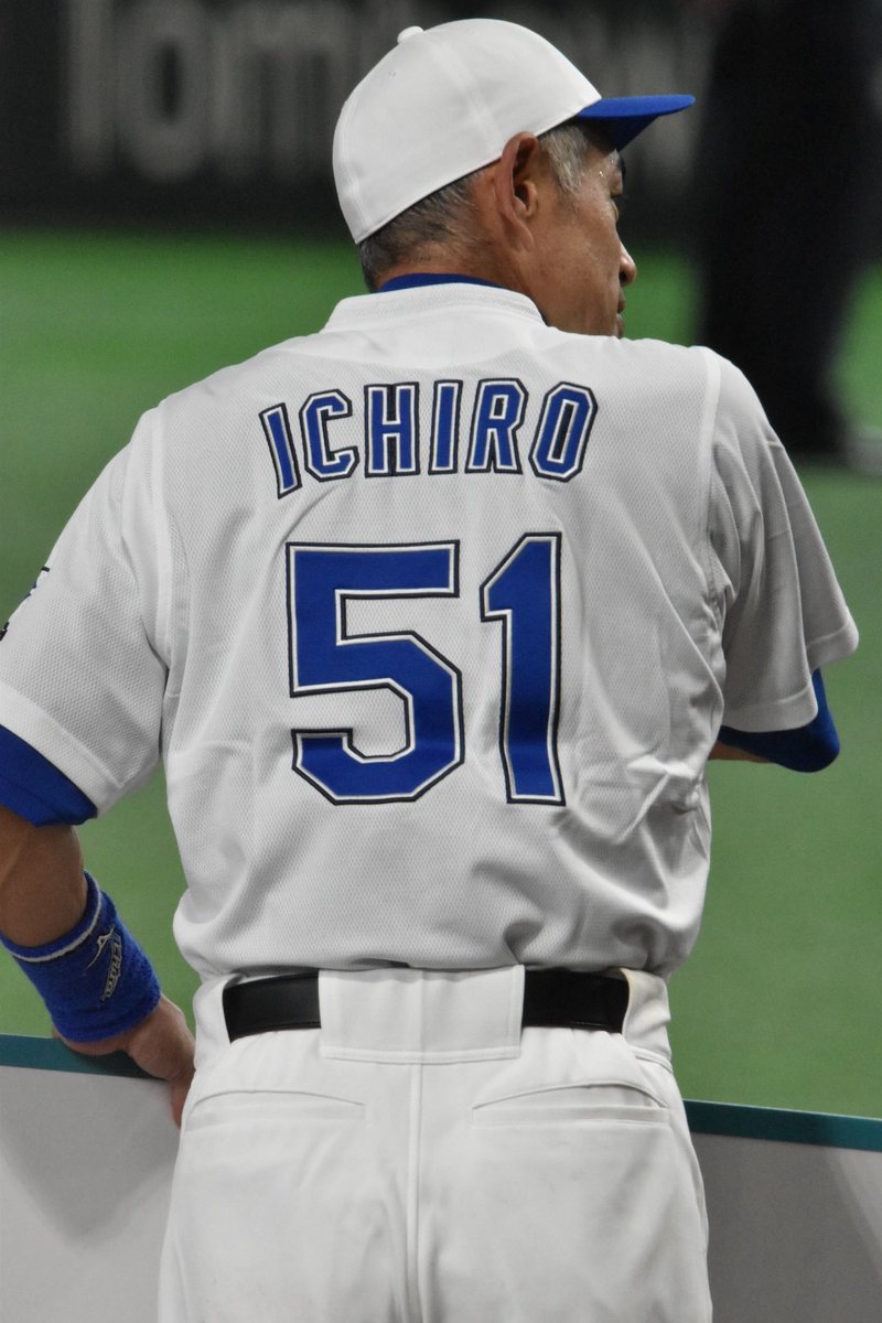 chonolson's tweet photo. 2026-09-13

毎年恒例のKOBE CHIBENと高校野球女子選抜の試合！
今年も完封勝利のイチローさん！

 #イチロー
 #ICHIRO
 #KOBECHIBEN https://t.co/0T2z0xTsGC