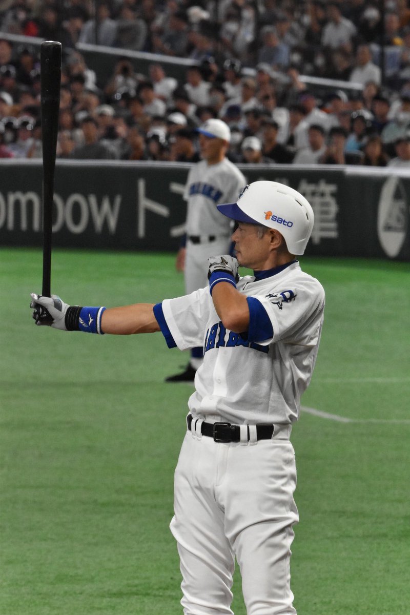 chonolson's tweet photo. 2026-09-13

毎年恒例のKOBE CHIBENと高校野球女子選抜の試合！
今年も完封勝利のイチローさん！

 #イチロー
 #ICHIRO
 #KOBECHIBEN https://t.co/0T2z0xTsGC