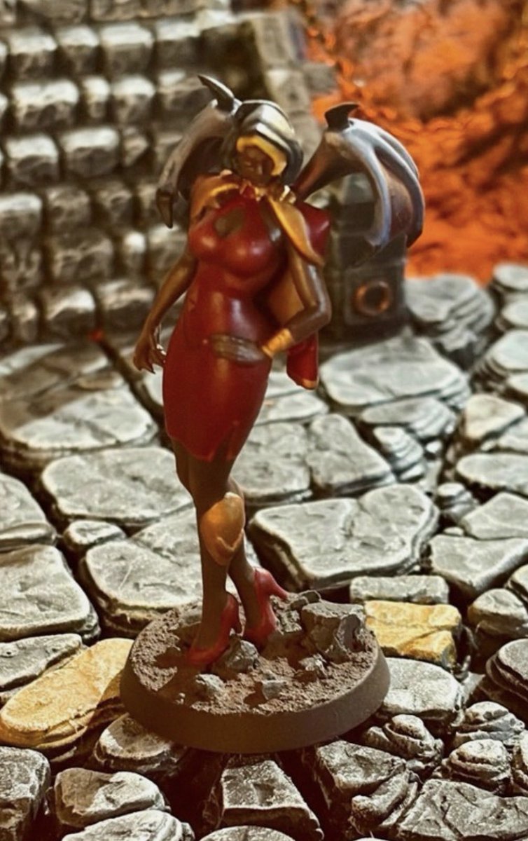 gayviatorr's tweet photo. QUESTWATCH DOMINETTA FIGURES in case you were wondering what they looked like in the story! https://t.co/Wb3HZN8F9b
