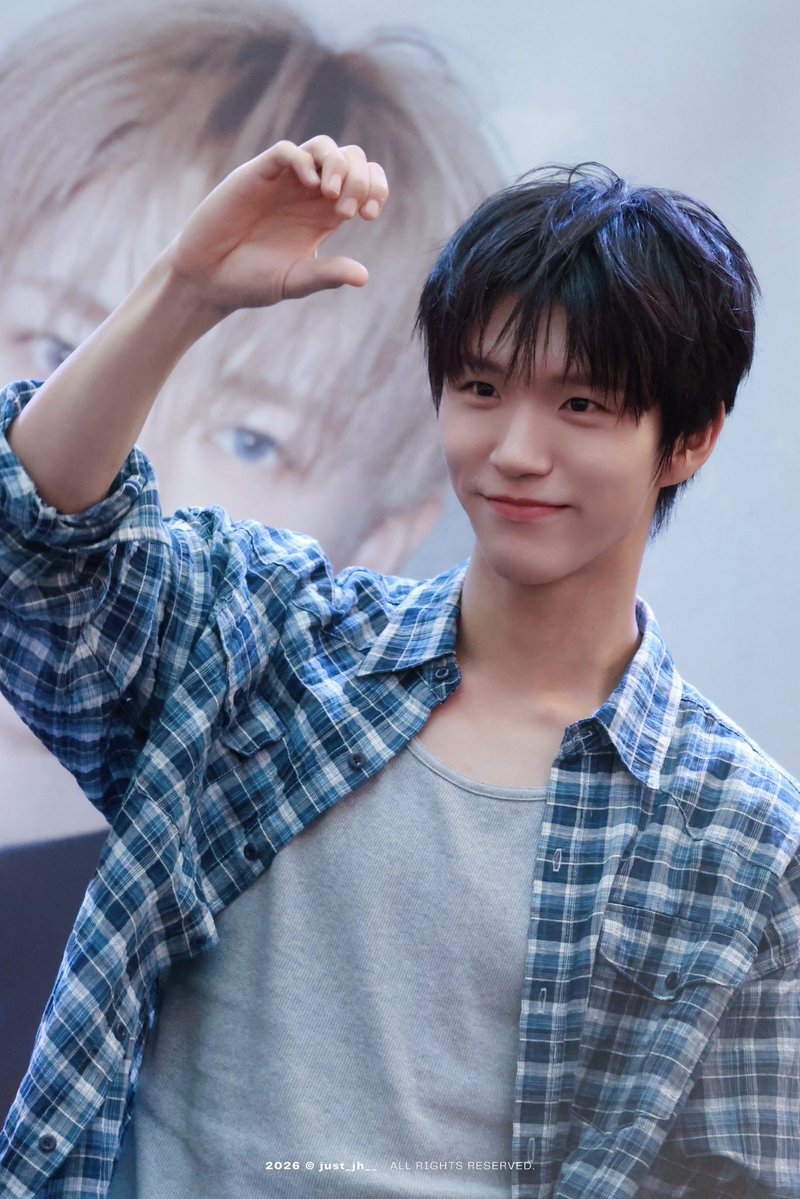 avocadomoreplz's tweet photo. 바르셀 조온습   아름답다 https://t.co/ZLywq6kvJN