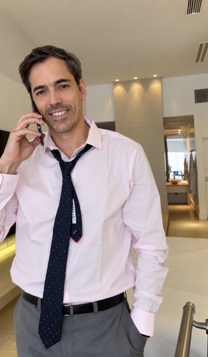 JulianRoyceOF's tweet photo. The call is over.
Now I can show you what happens after business hours.
Which version of Julian do you prefer — 1 or 2?
#SilverFox #MatureMen #MensModel https://t.co/99KwWRNer6