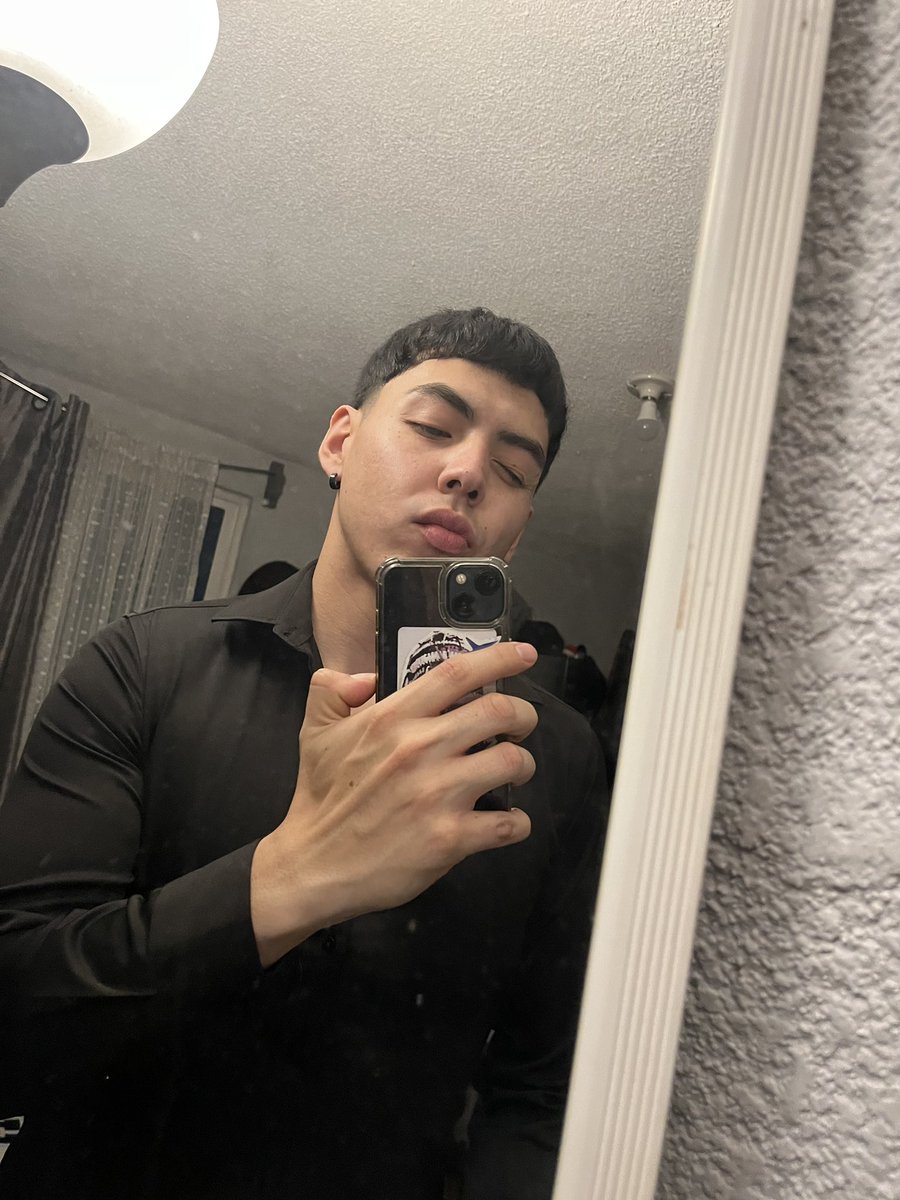 yaeleliud's tweet photo. 💿 https://t.co/XsLDNt9mxH