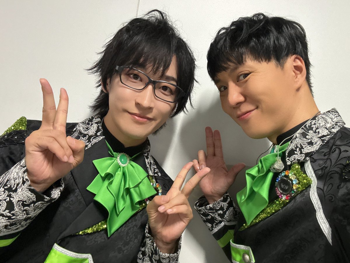 kanbara_daichi's tweet photo. ラスト〜！
初披露の曲も多かったけど、やっぱり寺島くんが隣にいると頼もしいですね。
次回もよろしく👍
#SideM11th_day2 https://t.co/6Xlgj8DU7b
