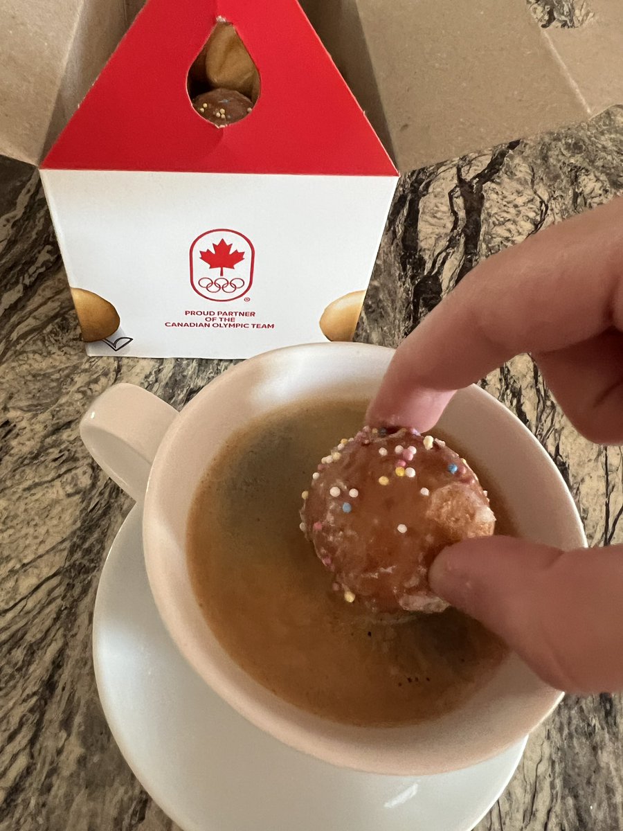 LikeSvetlana's tweet photo. practicing for when Canada joins the EU https://t.co/CiGX0RsOWp