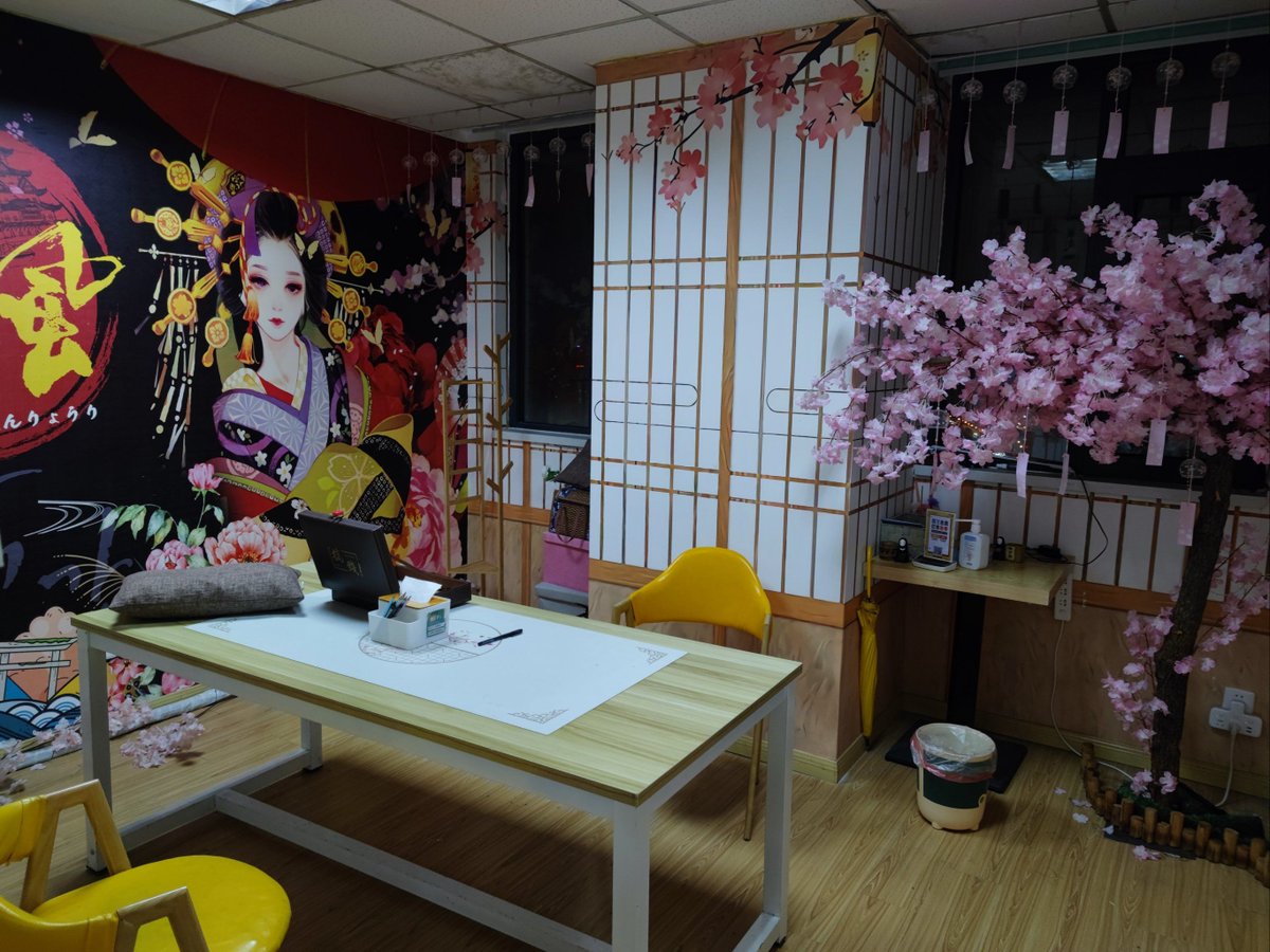 RosetteHonjv6's tweet photo. Just finished an immersive murder mystery escape at [剧本杀店名, e.g., "City Clue"]—5 hours of intense clues, plot twists, and group laughs, definitely coming back for the next case!， https://t.co/2b9BQT3im3