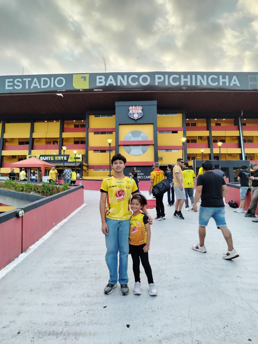 JorgeDumani's tweet photo. Un legado para toda la vida! #bsc https://t.co/dWLOPkOBgI