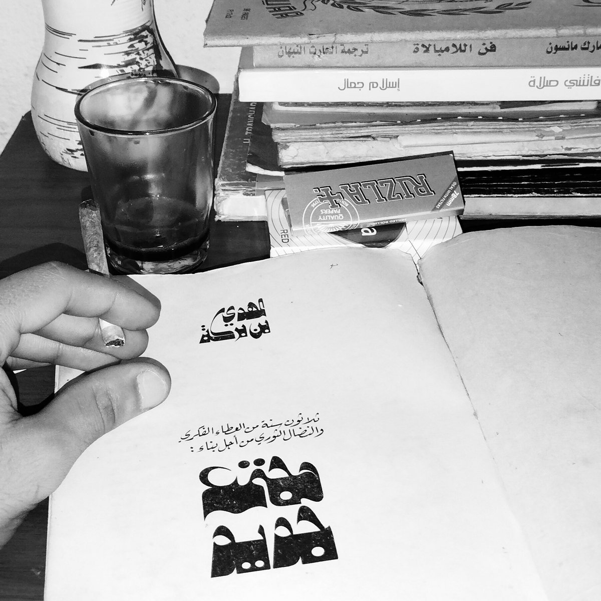 Chabakro333's tweet photo. Book from a dusty bookshelf🗄️🕸️ https://t.co/UXHwNsGA1V