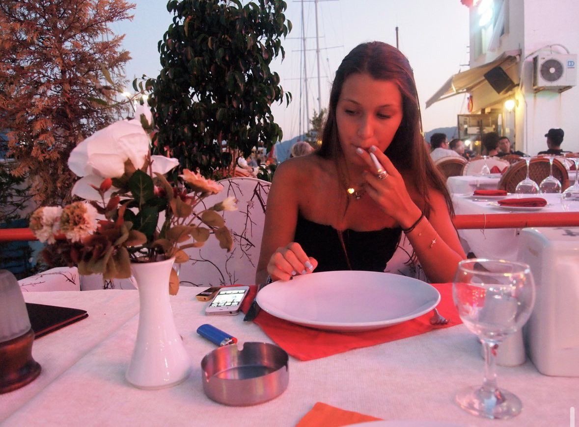 onlyyagirl_'s tweet photo. Baby can you picture this 
The life we COULD HAVE lived https://t.co/2FOTl85lZS