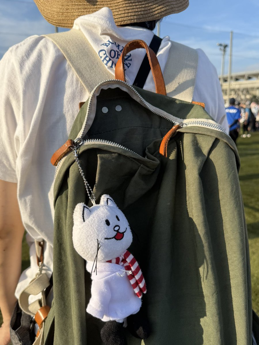 LovebirdsK's tweet photo. 一緒に行ったおねえさんのカバンがずっと自動オープン式で
ずっと閉める人してた私 https://t.co/R6CxX2EK7Q