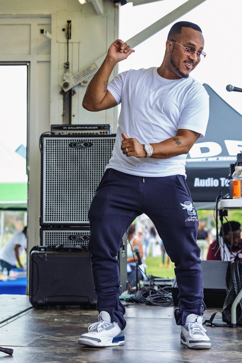 DJQUICKSILVA's tweet photo. Enjoying Life for a Living πΊπ½ #InRealLife
#QuickSilvaIsHere https://t.co/q0YG1BniJh