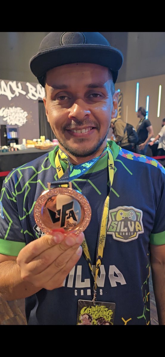 SilvaGames123's tweet photo. @kbecinha34d 3° Lugar em Paris vencendo uma das maiores lendas dos jogos de luta. Dia épico e pra ficar pra sempre na história da FGC do Brasil. https://t.co/zdA3sVwFNS