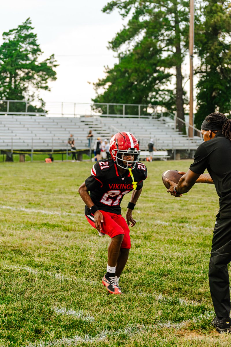 jaylilborum's tweet photo. 2 tackles 1pbu 1td https://t.co/npBEUKBiFL
