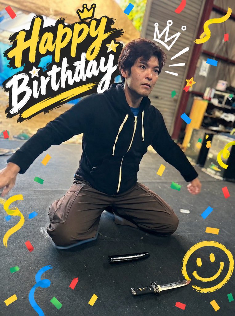 africa__za's tweet photo. みんな‼️おはよう‼️
仕事をする前に聞いてくれ。
実は昨日、牧之内さんの誕生日だったんだ。
知ってた？？？？
いつも、笑わしてくれる牧之内さん。
昨日、誕生日だったけど、みんなで祝ってあげようぜ‼️

そんな牧之内さんはアドベンチャーズに出演するよ。
牧之内さんが演じる酒呑童子は舞台上を暴れ回っているよ。
ぜひ、観てほしいぜ‼️

配信チケットのご予約はこちら💁
https://t.co/TvRLRr1zv3