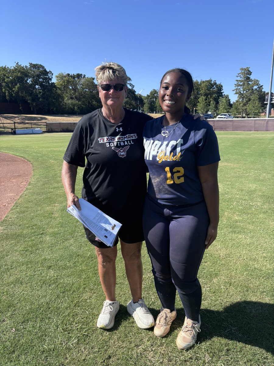 Angel_davis12sb's tweet photo. Thank you @TWUSoftball for such an amazing camp! Loved getting insight from all the older girls and always a pleasure to see @Coach_McNutt. Can’t wait to be back in the future!! Go Pioneers ♥️🤍 #Uncommited2028 #ImpactGold https://t.co/0gPv23s9XW