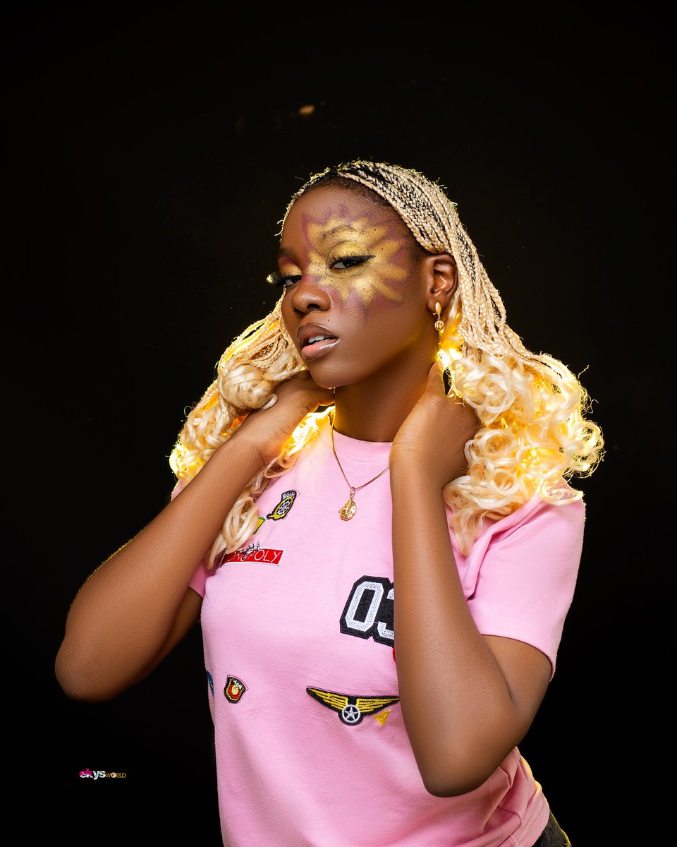 rafaeld85704896's tweet photo. Port Harcourt, this one’s for you! Enjoy free attachments with your regular makeup or photoshoot session
Spend ₦20, 000: Get 1 free attachment
Spend ₦40, 000+: Get 2

Refer a friend and get 1 attachment too. DM @ekysworld. https://t.co/uQtsxNftpU