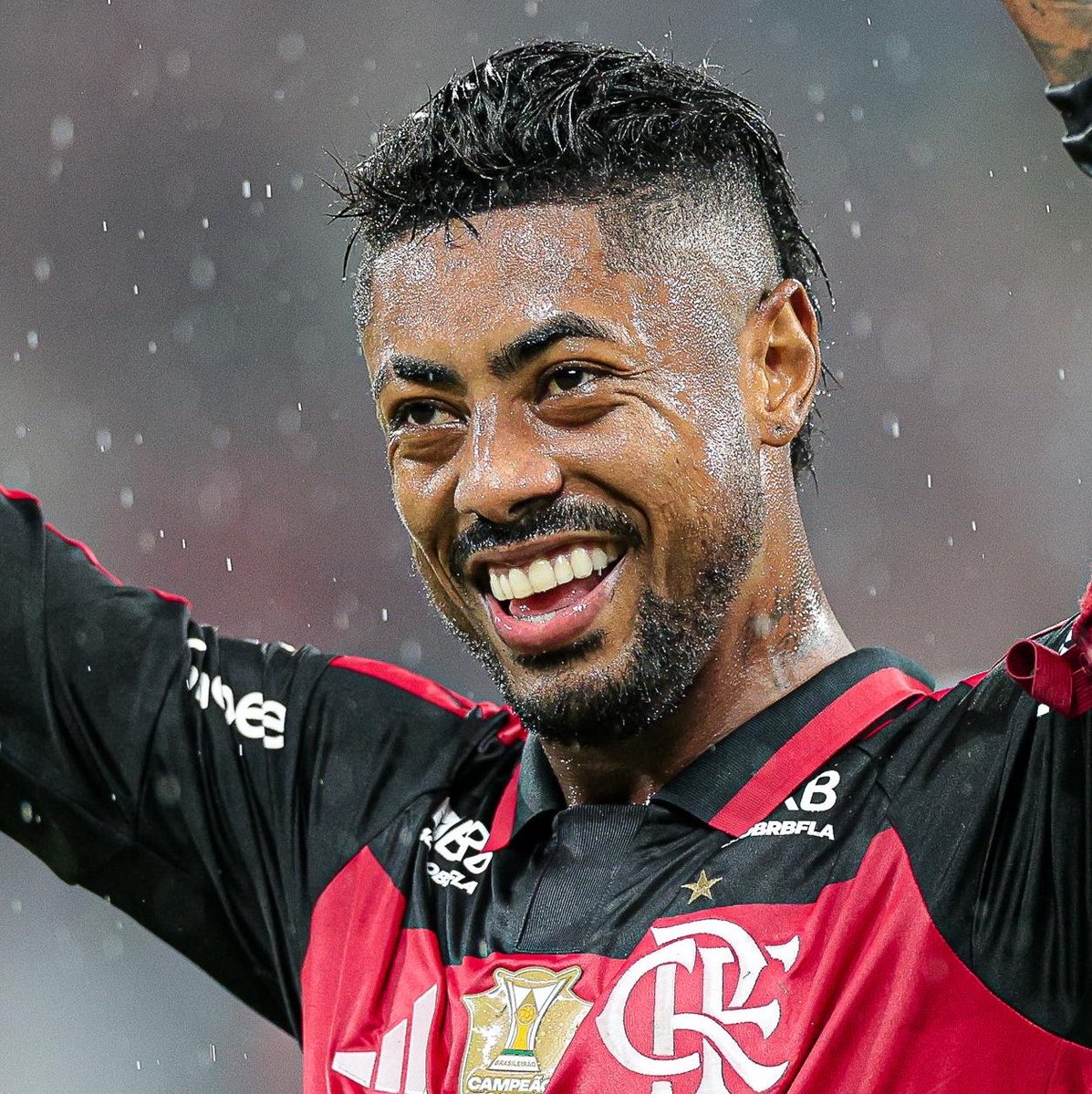 LeoJoseReporter's tweet photo. “Bruno Henrique é humilde, trabalhador. Se é pra jogar, joga, se é pra entrar, entra, se não entrar, não tem problema. O objetivo dele é o Flamengo. Ele é um flamenguista 200%. É aquele jogador que sabe vencer.”

— Leonardo Jardim. @colunadofla https://t.co/zu4rs24GBs