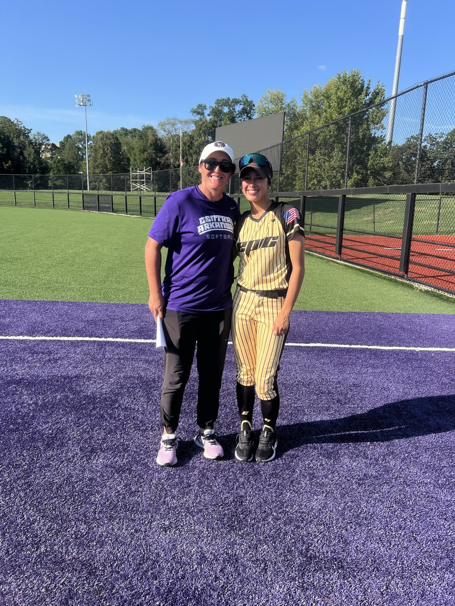 ElleSeeley's tweet photo. Another really good camp at @ucabears!! https://t.co/w7aTOoNttE