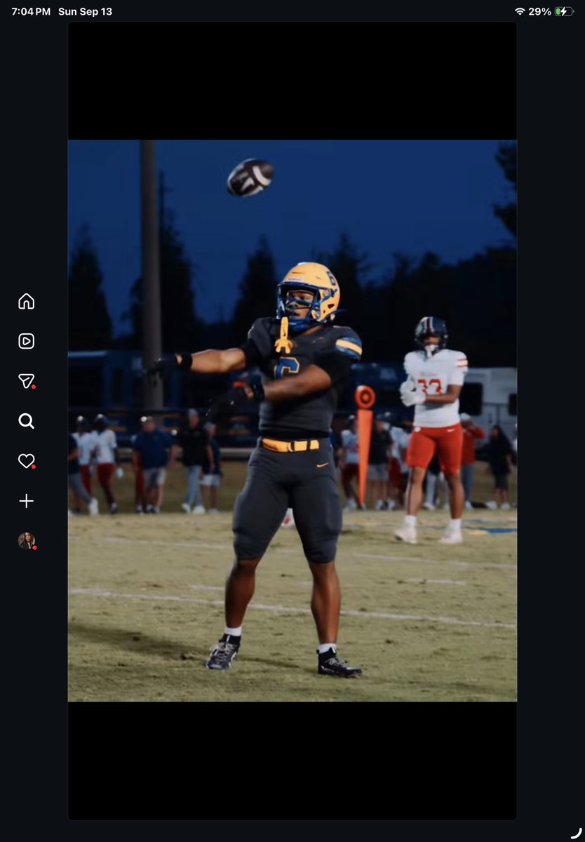 aflood228's tweet photo. @FiredCoaches @TSSAA @OfficialGHSA @MiltonEagles_FB @CoachBenReaves @CoachLamb1 @NwGaFootball @Top25PublicHSFB This is Sheldon Atchison mom, this is insane, my son would never do anything to risk his career or put his team in a situation that could cost them. Letβs talk about the fact that the other players did the exact same thing.
And why were they not ejected? https://t.co/SOr5R60iCm