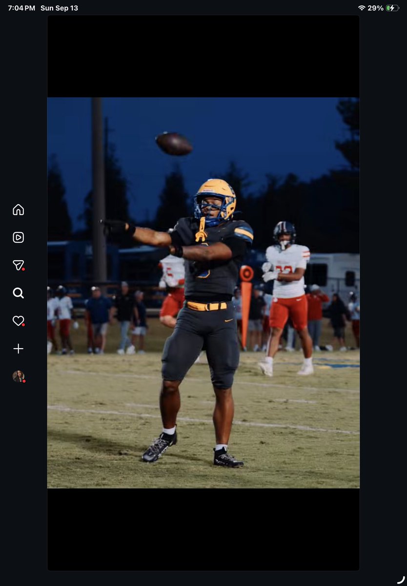 aflood228's tweet photo. @FiredCoaches @TSSAA @OfficialGHSA @MiltonEagles_FB @CoachBenReaves @CoachLamb1 @NwGaFootball @Top25PublicHSFB This is Sheldon Atchison mom, this is insane, my son would never do anything to risk his career or put his team in a situation that could cost them. Letβs talk about the fact that the other players did the exact same thing.
And why were they not ejected? https://t.co/SOr5R60iCm