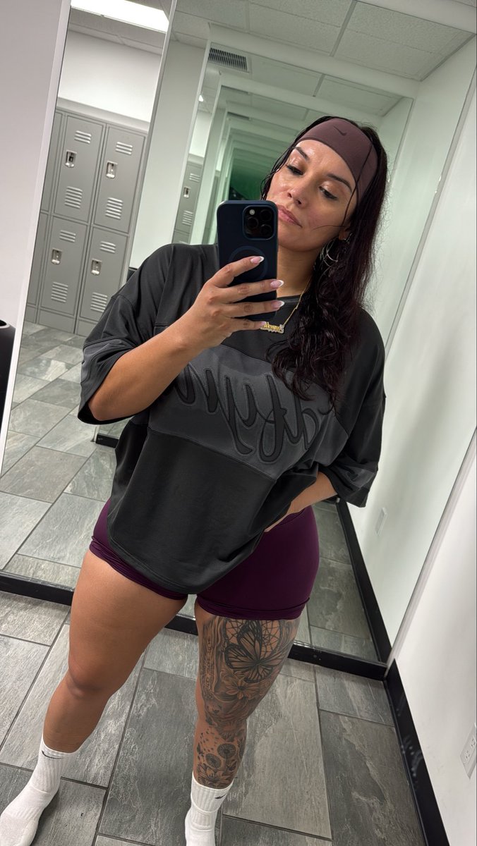 toxicb3autyy's tweet photo. https://t.co/HwTkln8JJD https://t.co/owyG2JQ5nJ