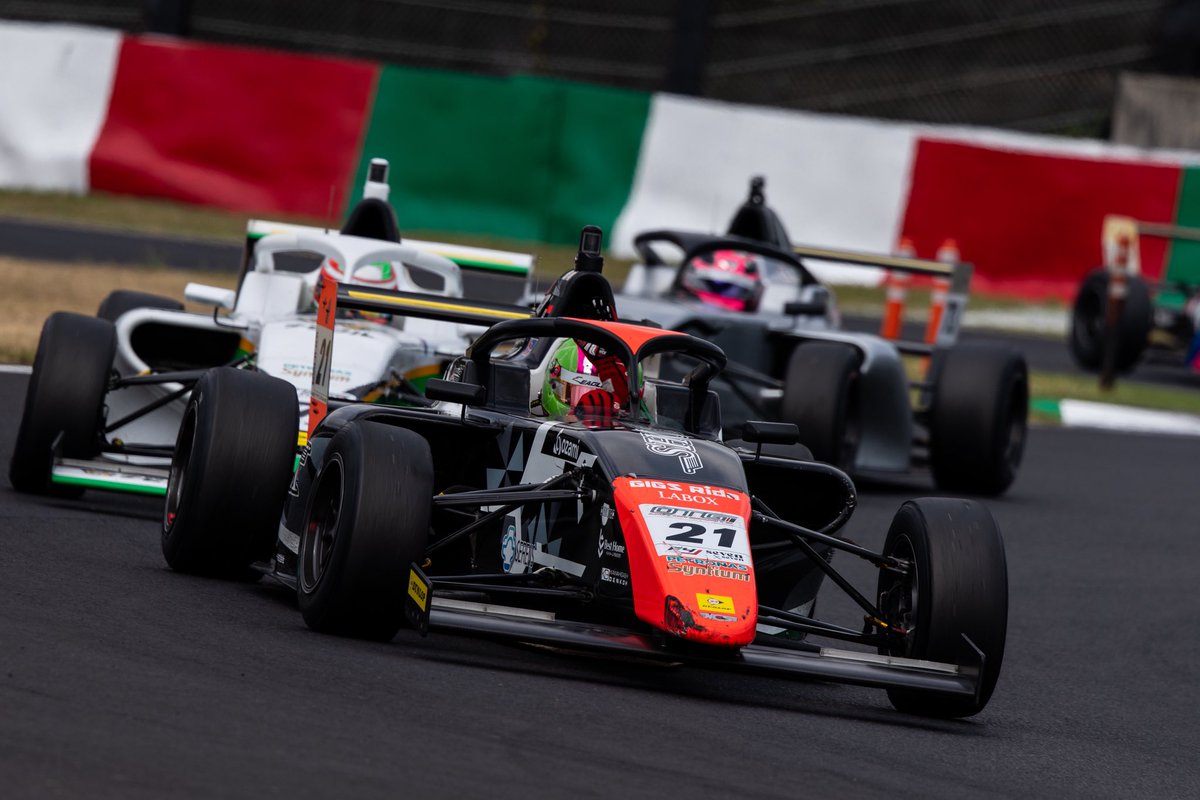 Leon_Ochiai's tweet photo. FIA-F4 JP 第9戦&amp;第10戦 菅生大会

このシリーズに参戦させて頂ける事に、スポンサーの皆様やチーム、両親など関わってくださっている全ての方々に感謝を忘れず、イーグルスポーツと共にポイント獲得を目指して頑張っていきます。

#Hojust
#福興建設株式会社
#SERNES株式会社
#Lambostyle
#F4jp https://t.co/dIghpkYqbB