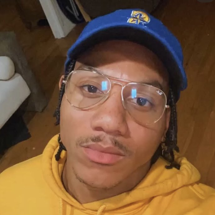 psychicblackgay's tweet photo. 👓 https://t.co/9izaXGv6o2