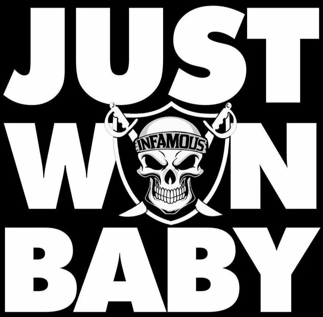 ZombieRaider707's tweet photo. Let's go, 1-0 in the Kubiak era!!
#RaiderNation https://t.co/u4bY0hg1aX