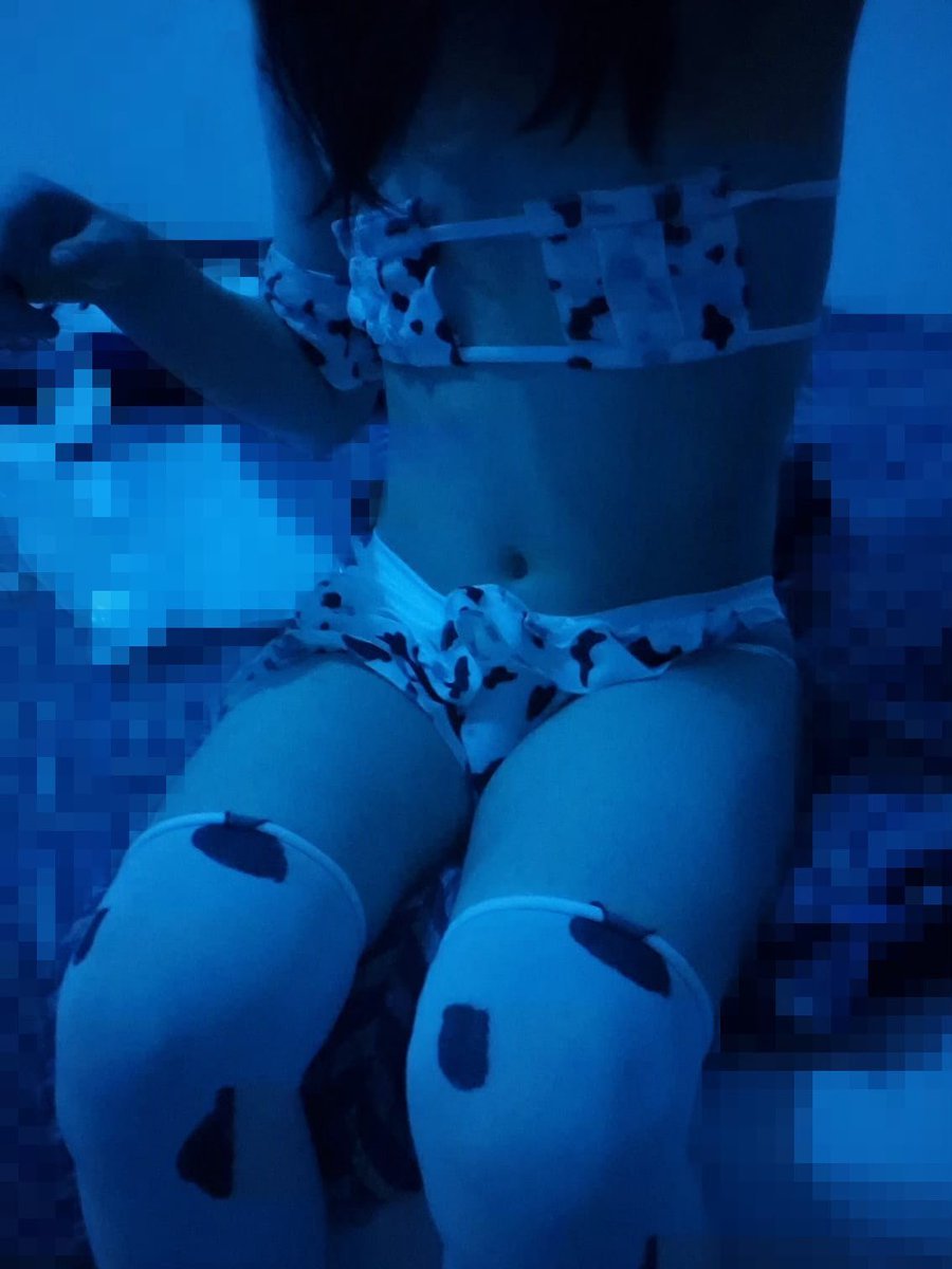 baturicos's tweet photo. モーモーミルク 🐮🍼² !!! https://t.co/WPVVHXwR6C