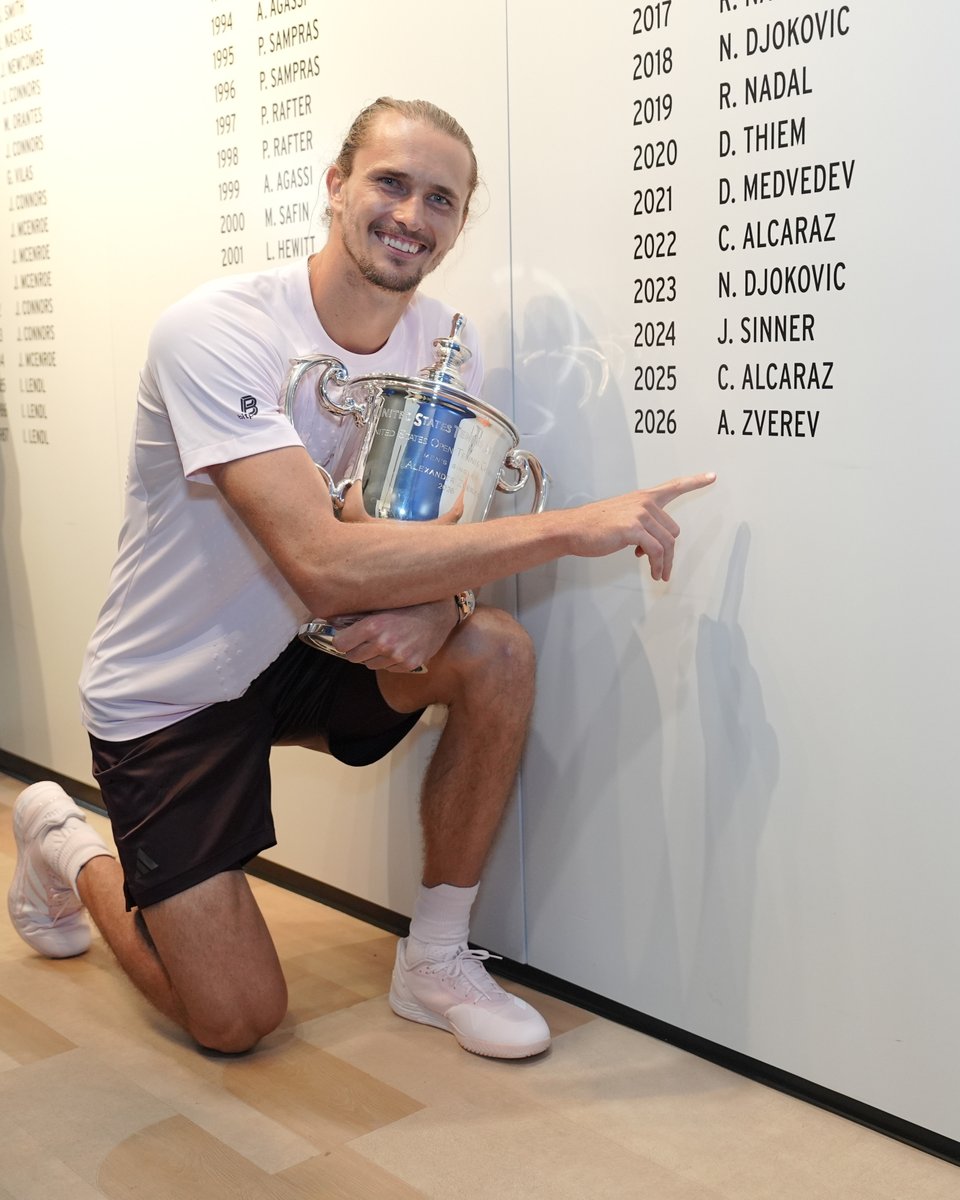 usopen's tweet photo. Zverev’s name has been added to the wall of champions! ✍️ https://t.co/HsuxxTFAWW