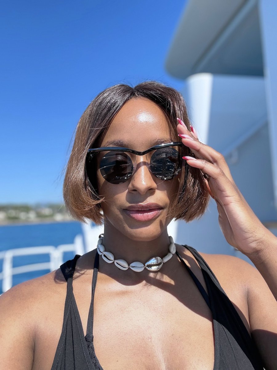 cuppymusic's tweet photo. Happy Monday! Enroute to Antibes 🛥️🇫🇷 Aboard a yatch… yacht… still somehow can’t spell it lol https://t.co/FcBojZng4h