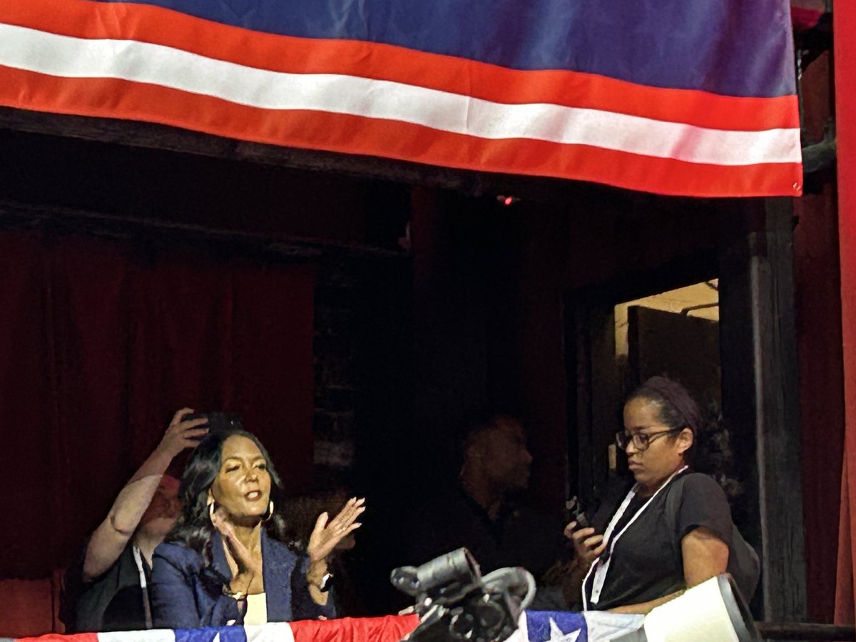 Kimberly_Patton's tweet photo. The @ossoff Jon Ossoff & @KeishaForGA Keisha Lance Bottoms rally in Athens at the GA Theatre was awesome! ๐ ๐ณ๏ธ ๐บ๐ธ
#SenatorMyBoo & #KeishaForGA rallied the full house to vote early starting 10/13/26 prior to the 11/3/26 general election. #ThirstForDemocracy ๐ฉท๐ฉท๐ฉท https://t.co/4CcvcXOXbU