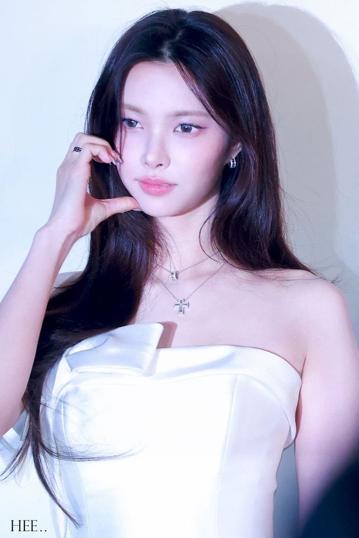 PR1NB3LLY's tweet photo. .Magnetic.🌙

#𝕲𝐎𝐋𝓓𝐄𝐍𝑝𝙰𝚁𝚃𝚈 https://t.co/sxuPqfo4xj