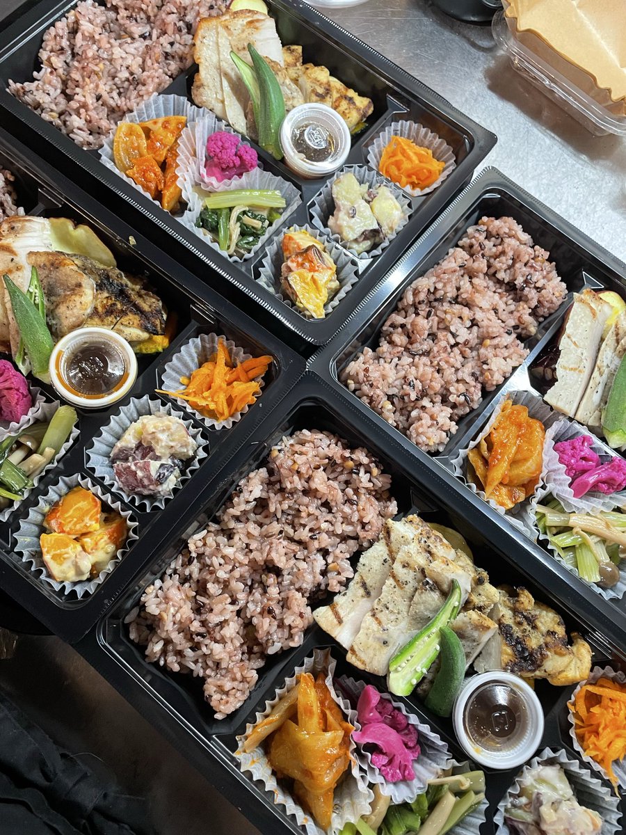 SaludVege's tweet photo. おはようございます
週末も沢山の方のご利用ありがとうございました
9/14(月)
１０時Open〜２０時迄　イートイン　テイクアウト終日営業
モーニング　ランチ　カフェタイムにも是非ご来店お待ちしてます
シルバーウィークのオードブルご予約承り中
#小松市ランチ　#小松市テイクアウト　#SaludVege https://t.co/sAbzAY0UML